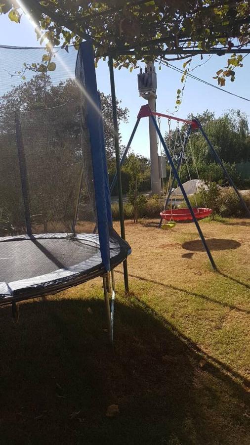 Marčana Spacious Apartment With Parking&Garden מראה חיצוני תמונה